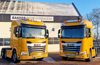 Derks 1 690 x 580.jpg